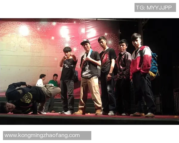 杭州街舞队的盯防策略分析与街舞文化的深度解读 杭州街舞队的盯防策略分析与街舞文化的深度解读