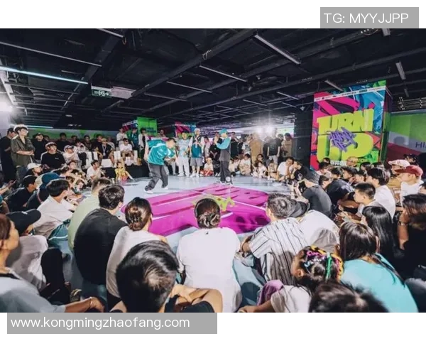 成都街舞队引领力量变革热议街舞文化的崛起与发展 成都街舞队引领力量变革热议街舞文化的崛起与发展