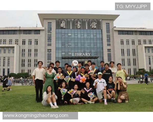 武汉飞盘队与上海飞盘队速度较量的精彩赛后分析与总结